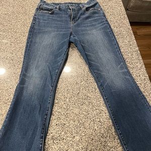 American Eagle super stretchy Jean